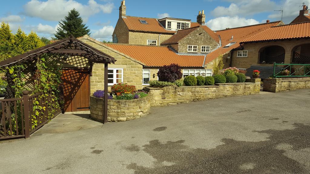 Hotel Cresswell Arms à Malton Extérieur photo
