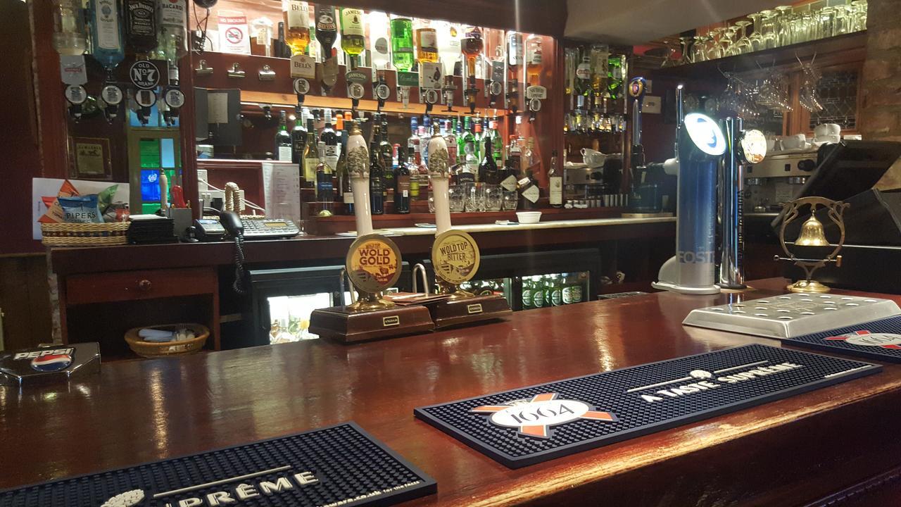 Hotel Cresswell Arms à Malton Extérieur photo